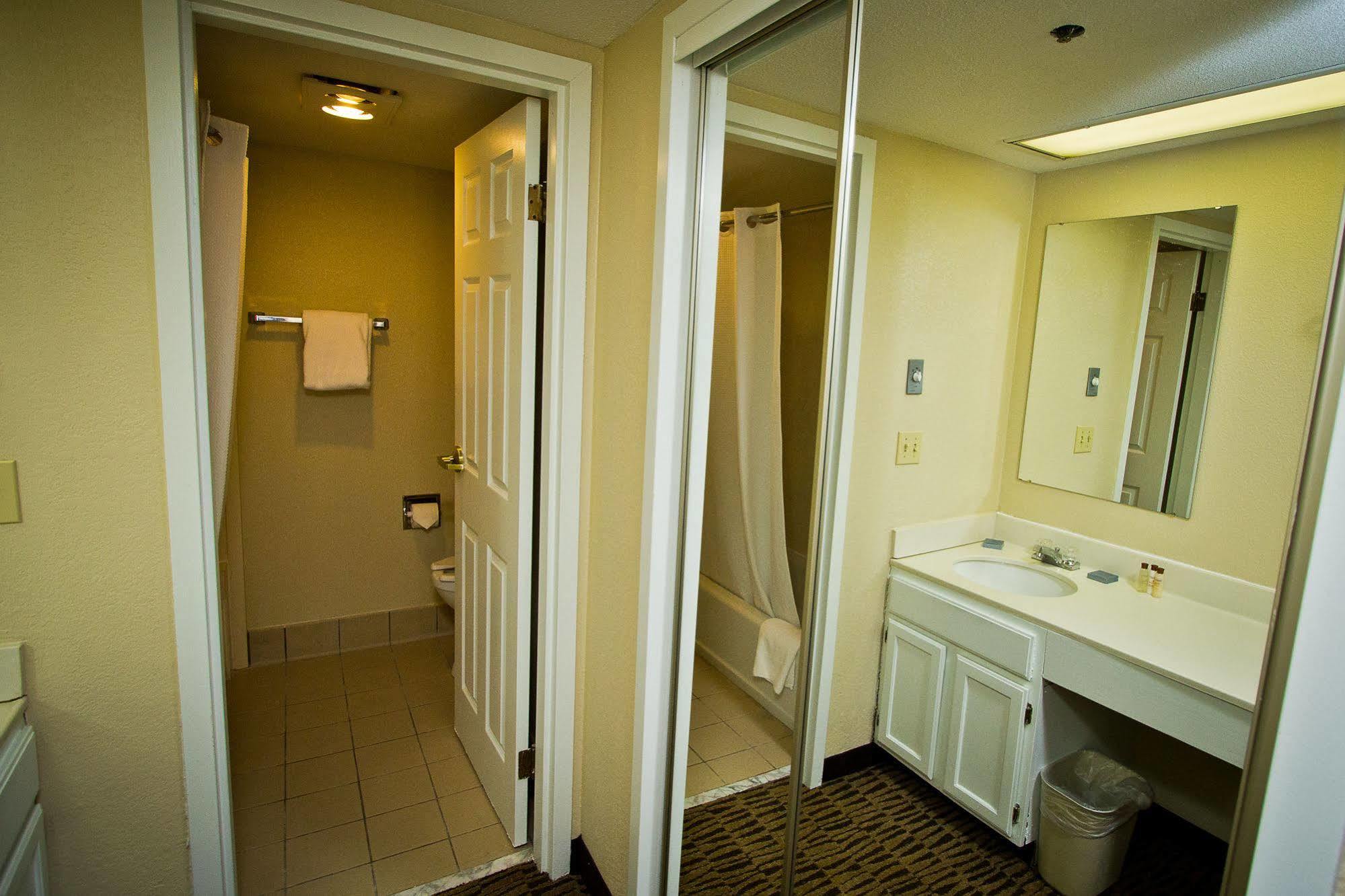 Suburban Extended Stay Hotel Omaha Extérieur photo