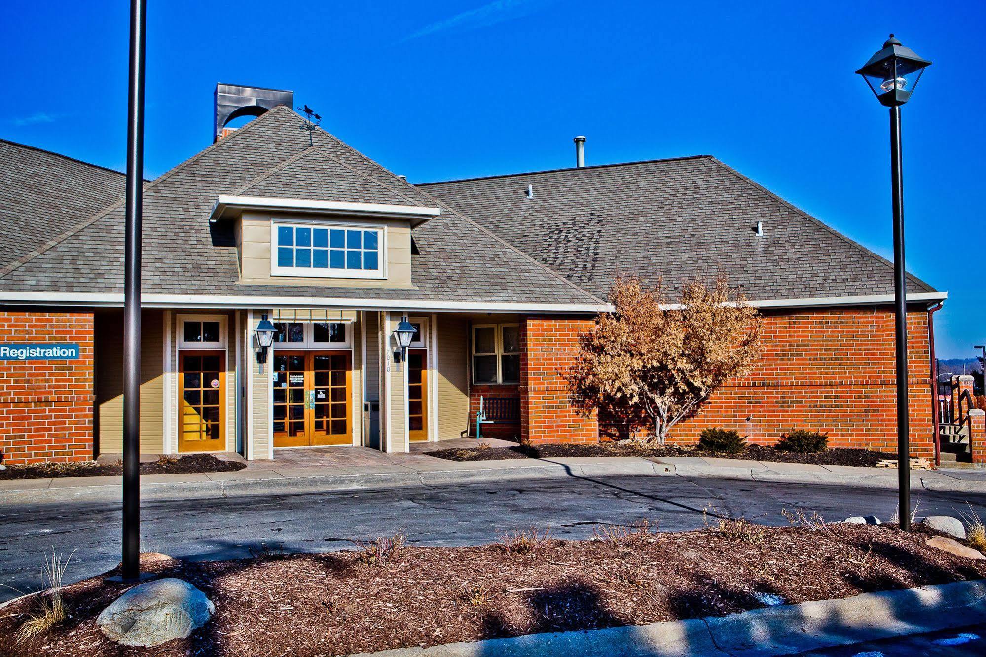 Suburban Extended Stay Hotel Omaha Extérieur photo